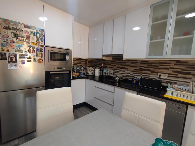 Foto 2d96d6c2-8fef-40bd-85de-dbae0f41e67c. Etagenwohnung in carrer del mar 2 in Calas Santiago Bernabeu Santa Pola