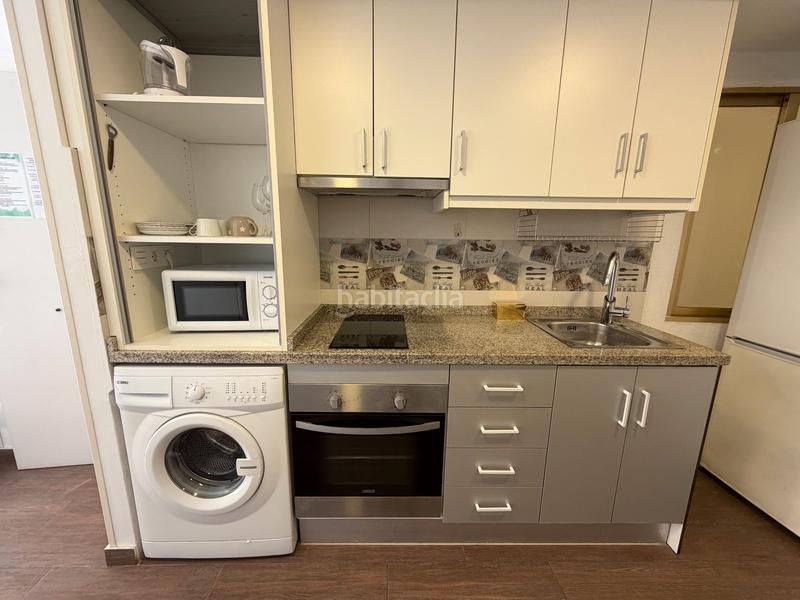 Foto ba4e524e-0ac7-47d5-b172-a41b423b62b3. Pis a calle josé alejo bonmatí 43 a Playa Levante Santa Pola