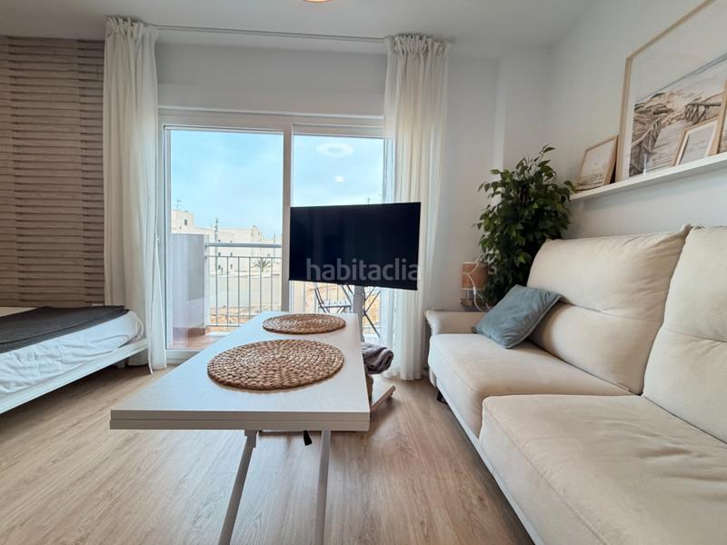 Foto 605657ad-5aae-43ff-beae-fdefe2862d8b. Estudi a avenida de cartagena 13 a El Altet Elche / Elx