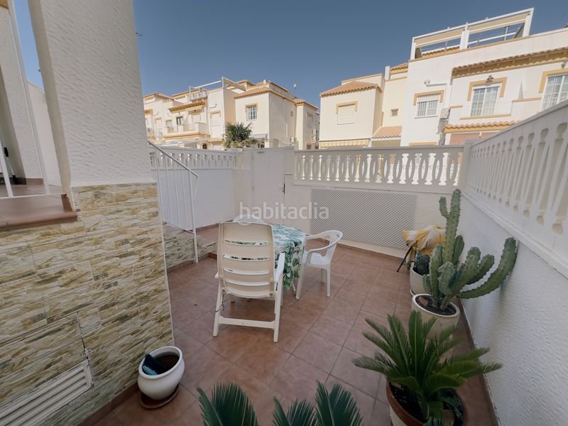 Foto 943d66e6-7f4c-4056-a344-824b45ffcbad. Casa a schiera in avinguda d'escandinàvia 23 in Gran Vista-Olivo de Oro Santa Pola