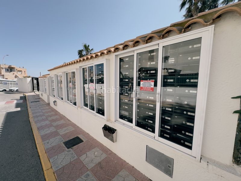 Foto fdad1e9b-fbd9-4350-ab96-28e1ea59c543. Casa a schiera in avinguda d'escandinàvia 23 in Gran Vista-Olivo de Oro Santa Pola