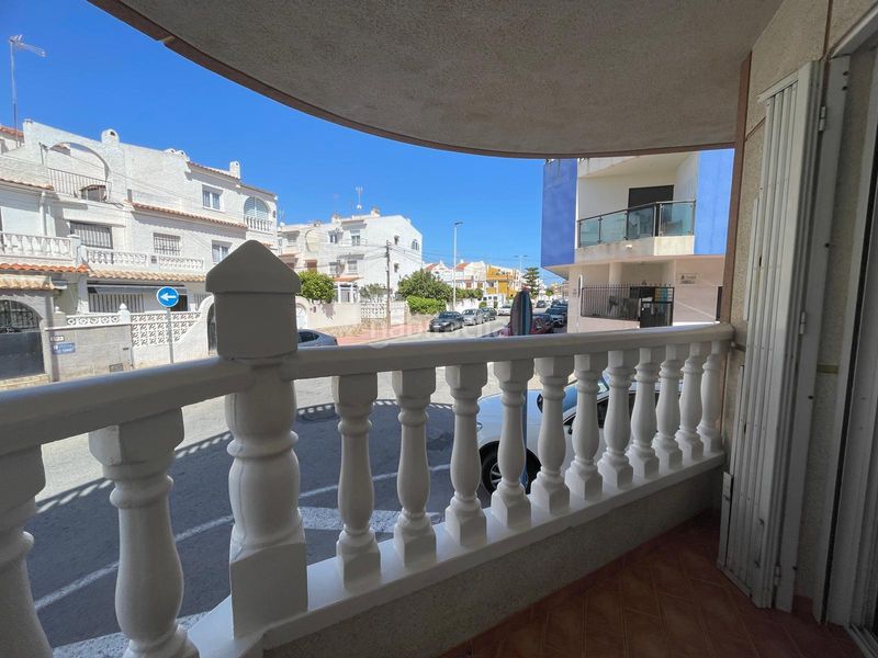 Foto c6571245-d859-489d-8778-b2a4e8e904fc. Planta baja acogedor apartamento en calle noruega en Torrevieja