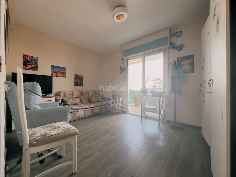 Foto 4f8831a7-c5e8-4937-8a82-22bb427b5b66. Pis a calle muelle 18 a Centro Santa Pola