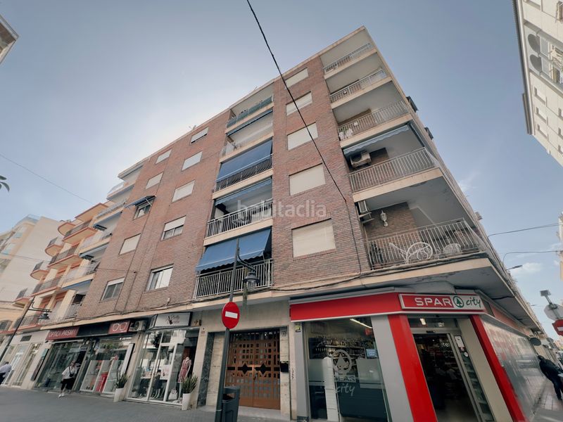 Foto b9ac3c7d-ac78-4b02-8e6d-b971b7a8bb6d. Pis a calle muelle 18 a Centro Santa Pola