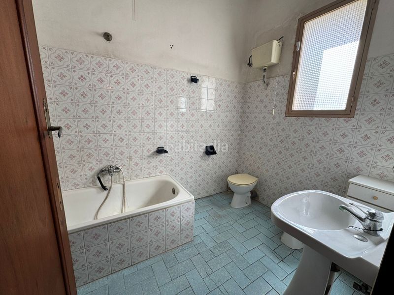 Foto c876dafe-4305-4dbe-a9e6-daeaaca00479. Casa amb xemeneia a Archena