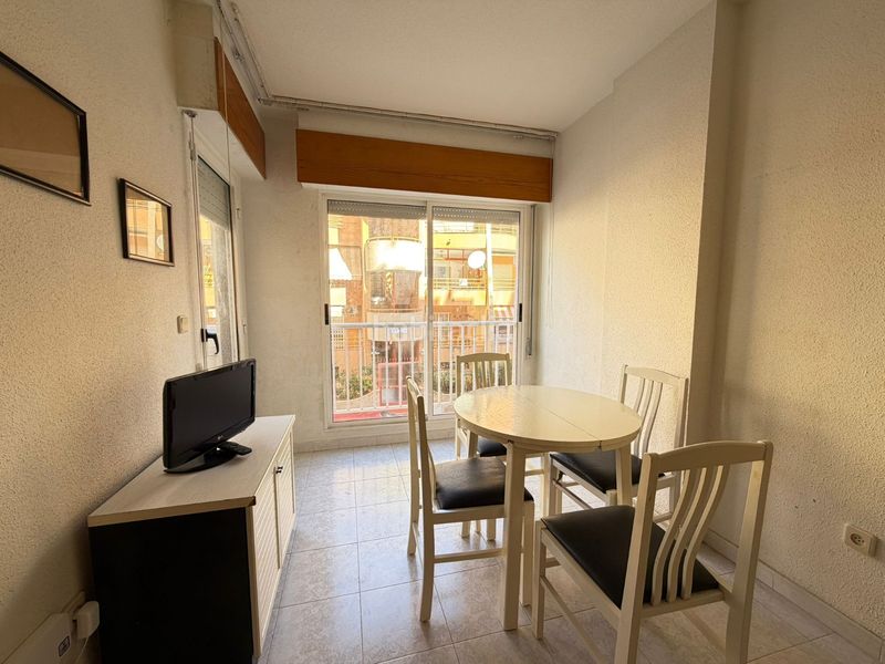 Foto a321072a-7d12-4a1a-92af-08606efc6bd8. Pis a Zona Playa de los Locos Torrevieja