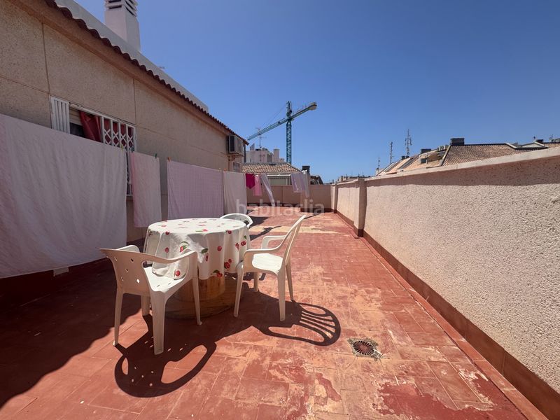 Foto cc3cf71d-2ceb-4cc5-a443-7b2a44fb1f12. Àtic a Zona Playa del Cura Torrevieja