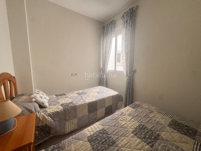 Foto bdaa3b8d-1800-4229-9eda-de98a6a66aca. Pis amb aparcament piscina a Avenida Habaneras - Curva de Palangre Torrevieja