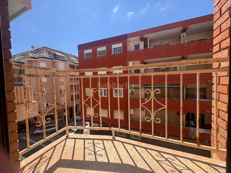Foto a42df313-c589-4c49-9df3-0df5493b3aac. Pis a Avenida Habaneras - Curva de Palangre Torrevieja