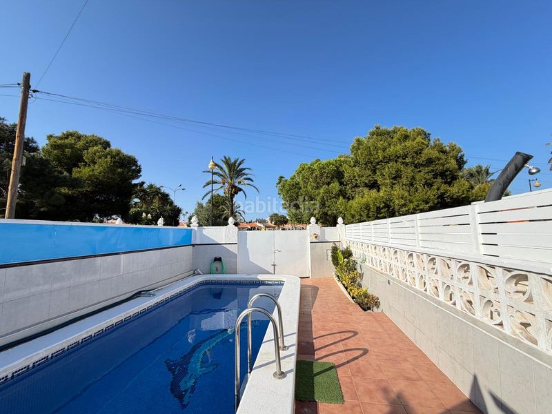 Foto 6fbac30f-eef2-4464-8152-86a086d4105b. Xalet amb piscina a nueva Torrevieja Torrevieja