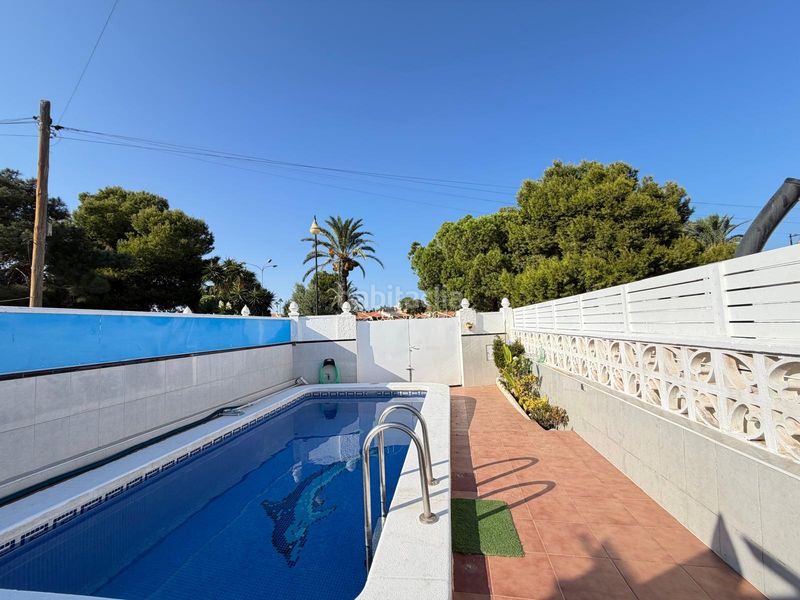 Foto 7d86699e-1043-4aa7-93bb-2b2025aac930. Xalet amb piscina a nueva Torrevieja Torrevieja