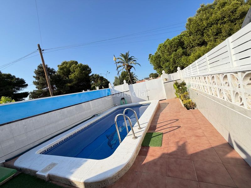 Foto aa0bc59c-8aca-42cb-8704-d49b9b321b6b. Xalet amb piscina a nueva Torrevieja Torrevieja
