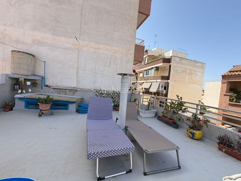 Foto 980432bd-6ead-4b60-ba15-37574e1dc12b. Casa amb xemeneia aparcament a Zona Playa de los Locos Torrevieja
