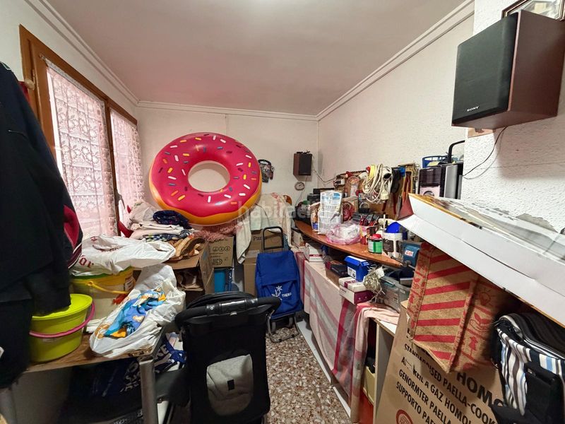 Foto b776c67e-61bb-4e5c-bc16-83a5769d0aeb. Casa amb xemeneia aparcament a Zona Playa de los Locos Torrevieja