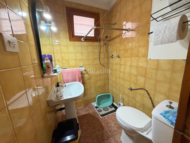 Foto fe67f627-59dd-4bf2-a7d7-7cce7ca87710. Casa amb xemeneia aparcament a Zona Playa de los Locos Torrevieja