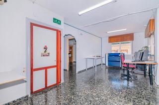 Appartement  Calle caadilla. Piso para actualizar de 141 m en hutor vega