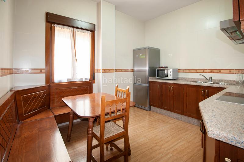 Foto 3f2a14c0-b1eb-4b45-883b-f4aa9a19ad54. Appartement avec parking dans Bedmar y Garcíez