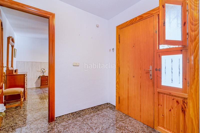 Foto 11affec7-8891-4a8c-8286-50c2ef9c25ba. Casa amb xemeneia a Barrio de la Vega Monachil