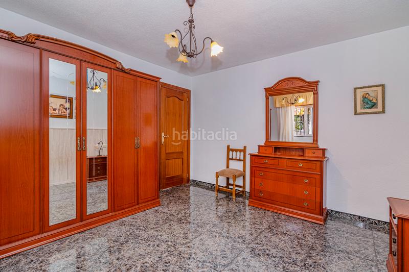 Foto b152e6de-abb1-4dad-9a35-7e87db318ec6. Casa amb xemeneia a Barrio de la Vega Monachil