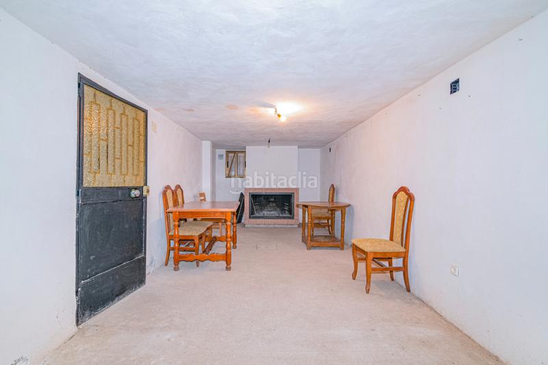 Foto bd902f97-1a49-4824-91e3-fe099349257a. Casa amb xemeneia a Barrio de la Vega Monachil