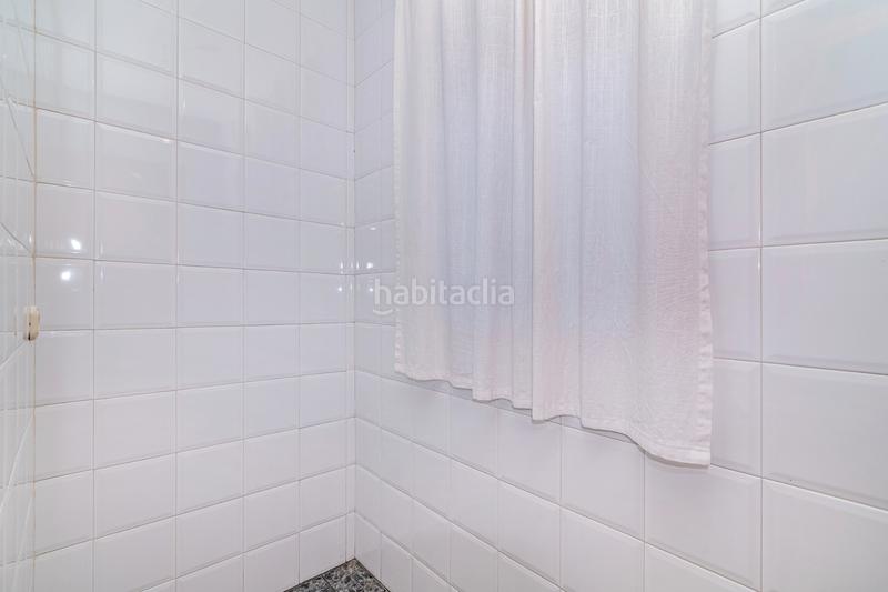 Foto cf747978-facd-4fab-bb8c-d3f2709271b1. Casa amb xemeneia a Barrio de la Vega Monachil