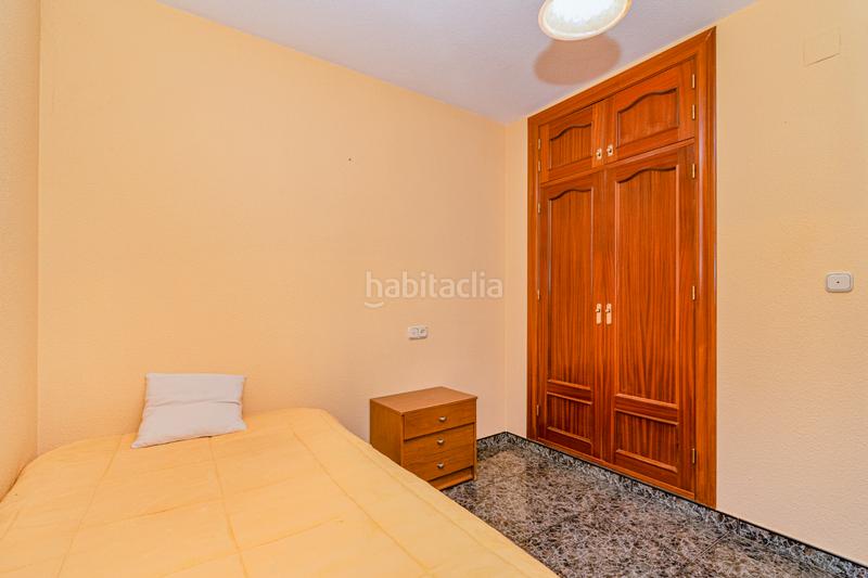 Foto d72e86b8-a365-45d7-ae5b-c93b8231ec87. Casa amb xemeneia a Barrio de la Vega Monachil