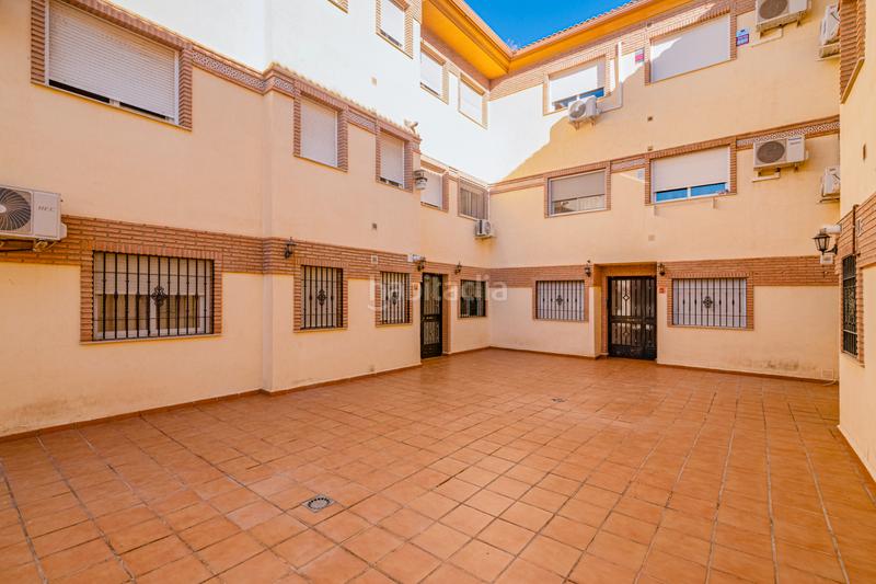 Foto beee56a9-ac3f-4381-a28c-f7817e23c760. Flat with parking in Las Flores - Huerta Gabias (Las)