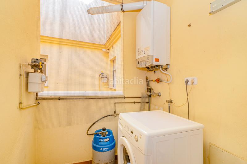 Foto f49378cc-72ae-4011-8882-67e8495a1036. Flat with parking in Las Flores - Huerta Gabias (Las)