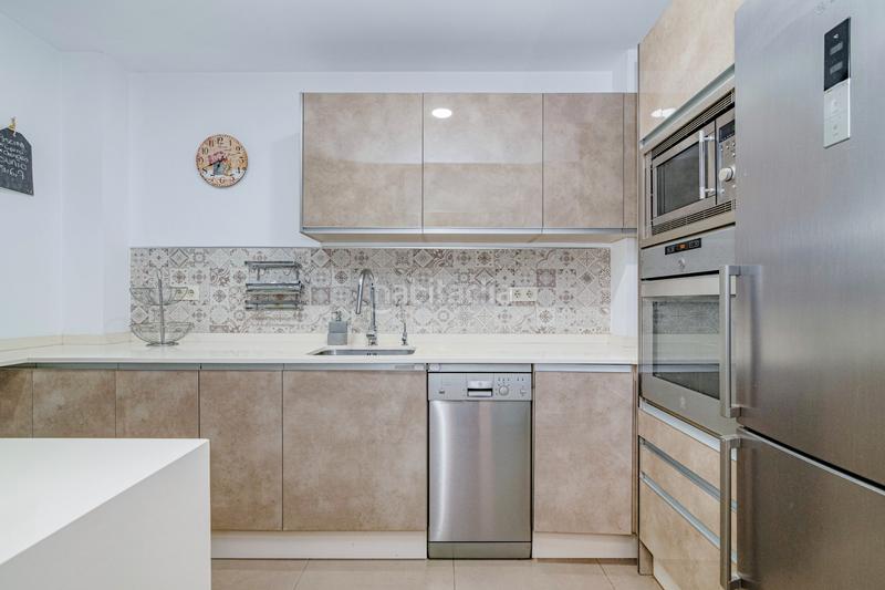 Foto 0e5adda0-2cd7-4ba4-9049-a85ccf79dbb9. Reihenhaus mit parking in Cúllar Vega