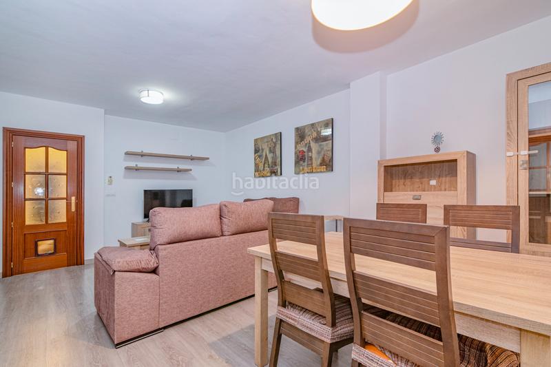 Foto 9dea144e-8d57-4d1a-b2b4-e03c2cbef5f6. Reihenhaus mit parking in Cúllar Vega