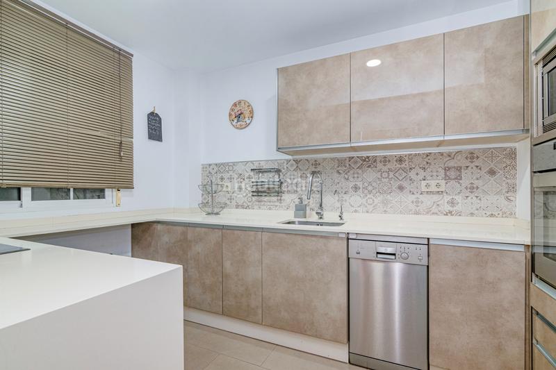 Foto ccb9c45a-9e80-4a39-b9d3-d745bd842a63. Reihenhaus mit parking in Cúllar Vega