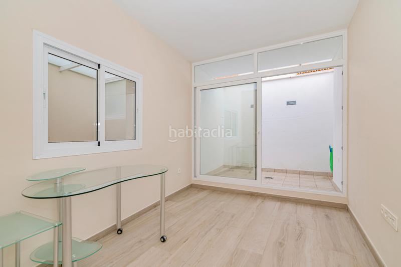 Foto ec1aff08-11c8-4185-84e1-d5a4dfbf588e. Reihenhaus in La Zubia Ciudad Zubia (La)