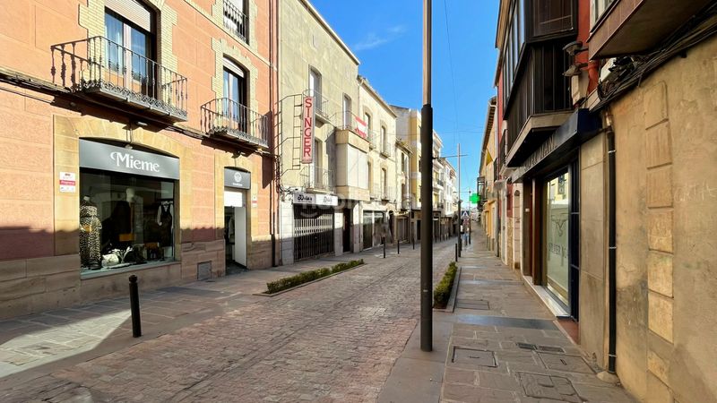 Foto afb51024-d382-47e1-bdf7-291894bc6375. Casa adossada a Úbeda