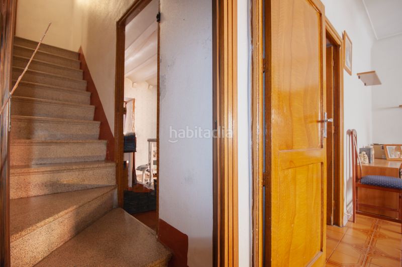 Foto c6f8621a-ebed-4a6f-af4c-d49e9a422b7e. Casa adossada a Úbeda