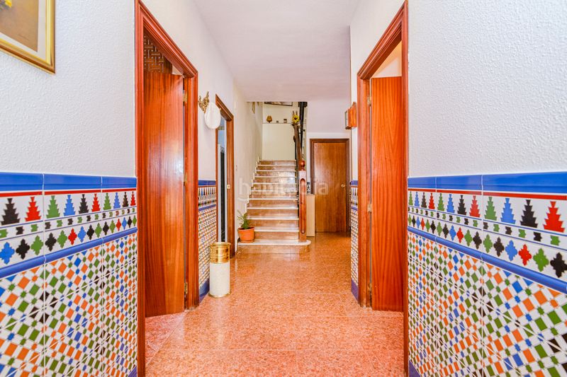 Foto 1bf0e381-b5ca-426b-aaa5-4a2d9fe791e8. Casa amb aparcament a Alfacar