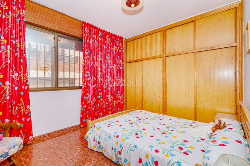 Foto 29f6ead8-916c-4a67-849e-ed0e5e1a68be. Casa amb aparcament a Alfacar