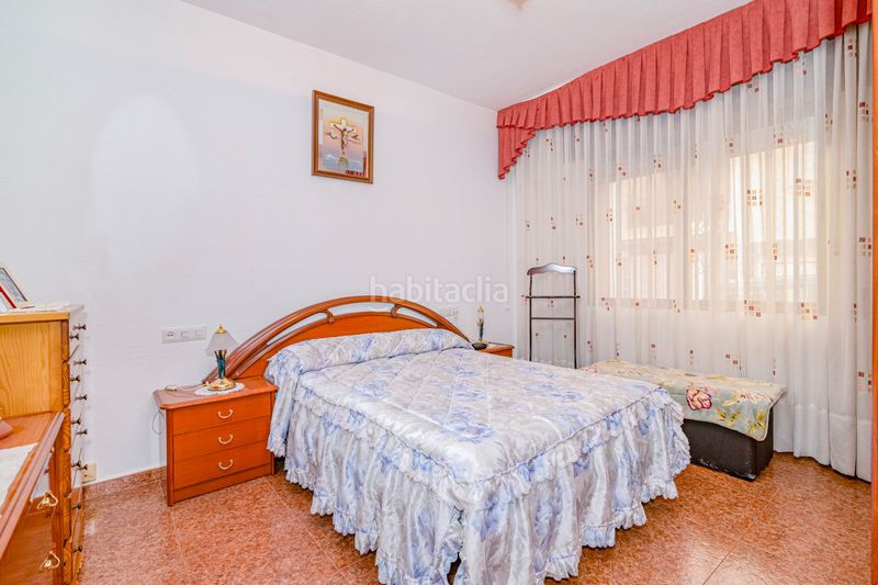 Foto 4617bcd1-d9ca-432e-8697-059282b1ff9a. Casa amb aparcament a Alfacar