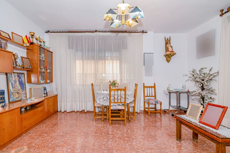 Foto 545e435b-5401-4e2e-a841-d25582bbb3d6. Casa amb aparcament a Alfacar