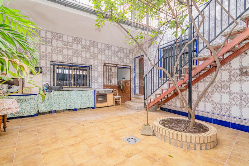 Foto 9b083480-56ef-4d3e-9767-92b1bc931657. Casa amb aparcament a Alfacar