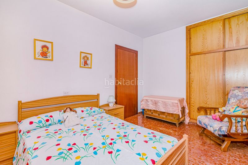 Foto ffd90462-155b-4589-adca-694d929bb28f. Casa amb aparcament a Alfacar