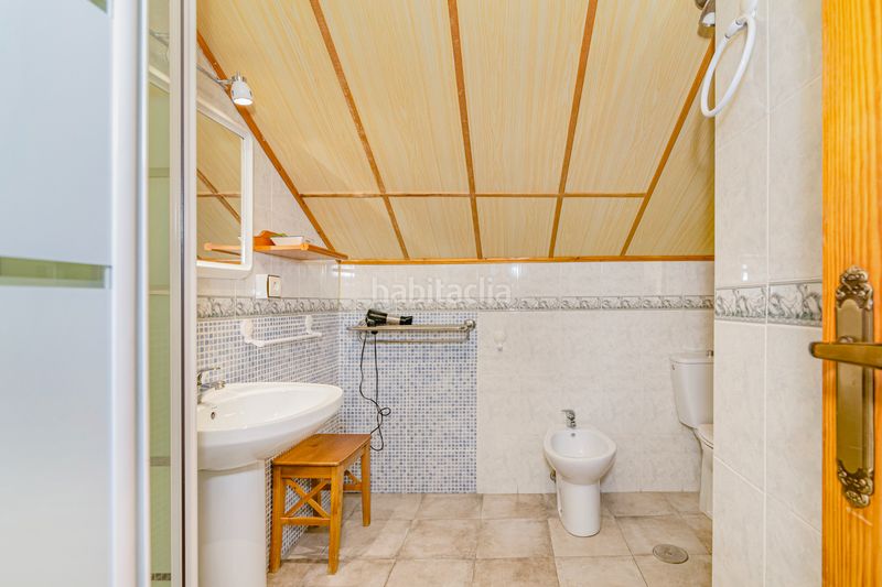 Foto 1e883fb2-b750-40c1-8411-d9d8ea9aff1c. Edificio in Güéjar Sierra