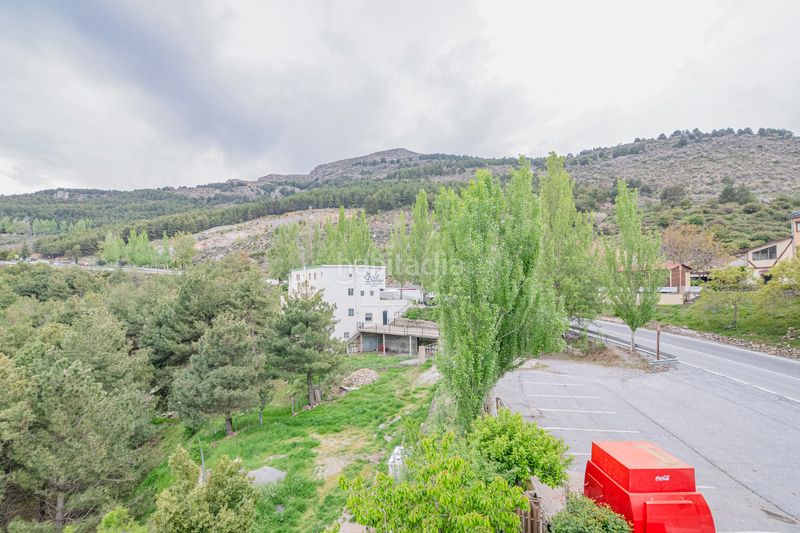 Foto 41d56935-e2f4-4bd2-ac26-15dd2b0921a7. Edificio in Güéjar Sierra
