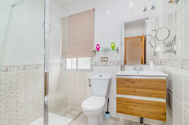 Foto a840305a-4372-4944-8791-705148c2156e. Edificio in Güéjar Sierra