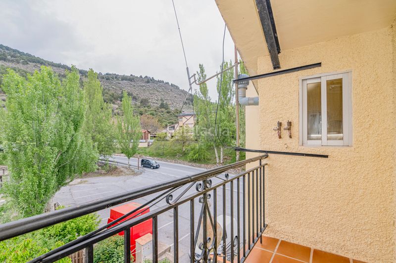 Foto c0e07d8c-cb2c-462b-9f25-5b819ae2e5df. Edificio in Güéjar Sierra