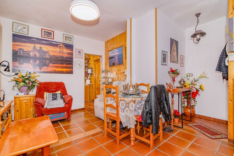Foto dfa11379-4ed7-42c5-91ab-92d272cb6fa1. Edificio in Güéjar Sierra
