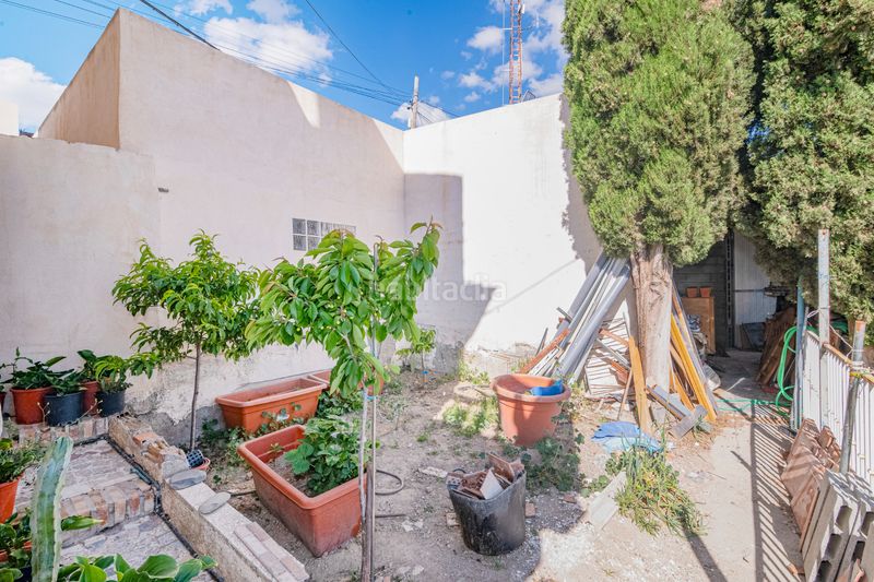 Foto 60ba0a66-fbb5-4966-a131-fb7b4253109c. Casa amb piscina a Alfacar