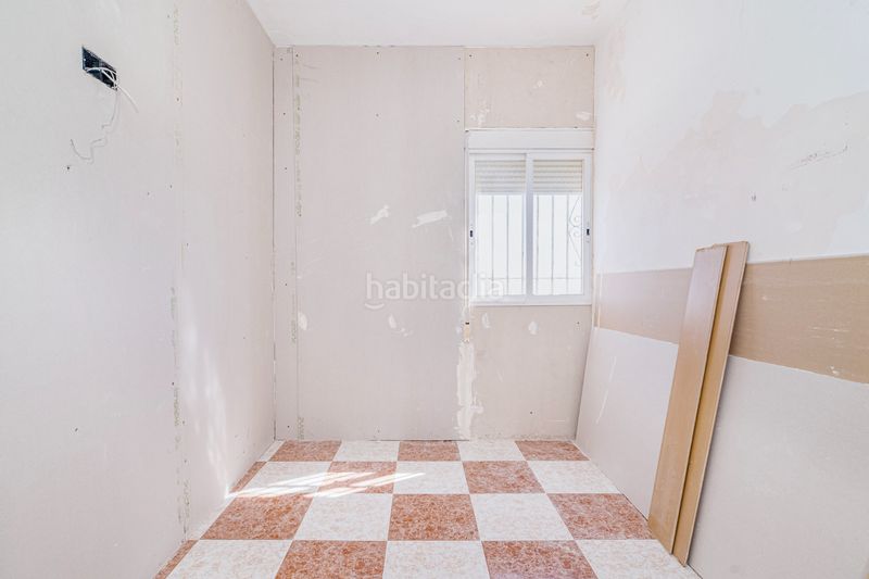 Foto c6334c90-f6db-4b74-9b55-cccb5201b303. Casa amb piscina a Alfacar