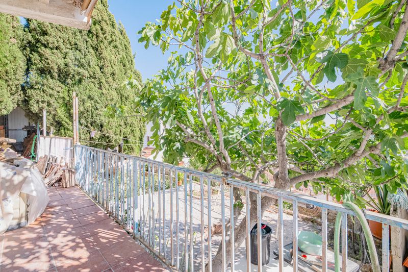 Foto d79e48a1-420d-4640-b65e-f08452be3786. Casa amb piscina a Alfacar