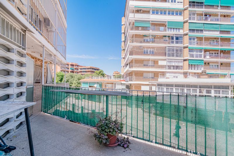 Foto e62a3fae-5137-4331-9397-6ee0840abf14. Pis a Barrio de Zaidín Granada