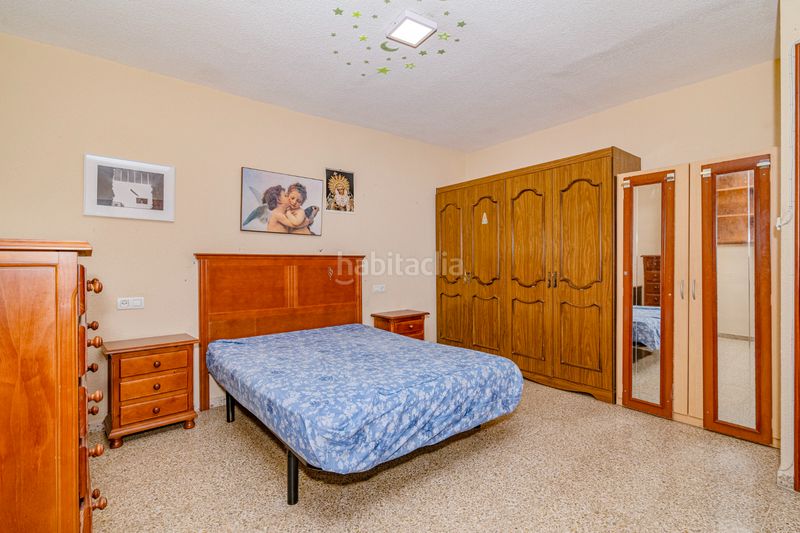 Foto e73bef64-2785-4f72-af85-3f628bd461a6. Pis a Barrio de Zaidín Granada
